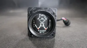 Cirrus SR20 Dual Electric Fuel Quantity Indicator 12615-002
